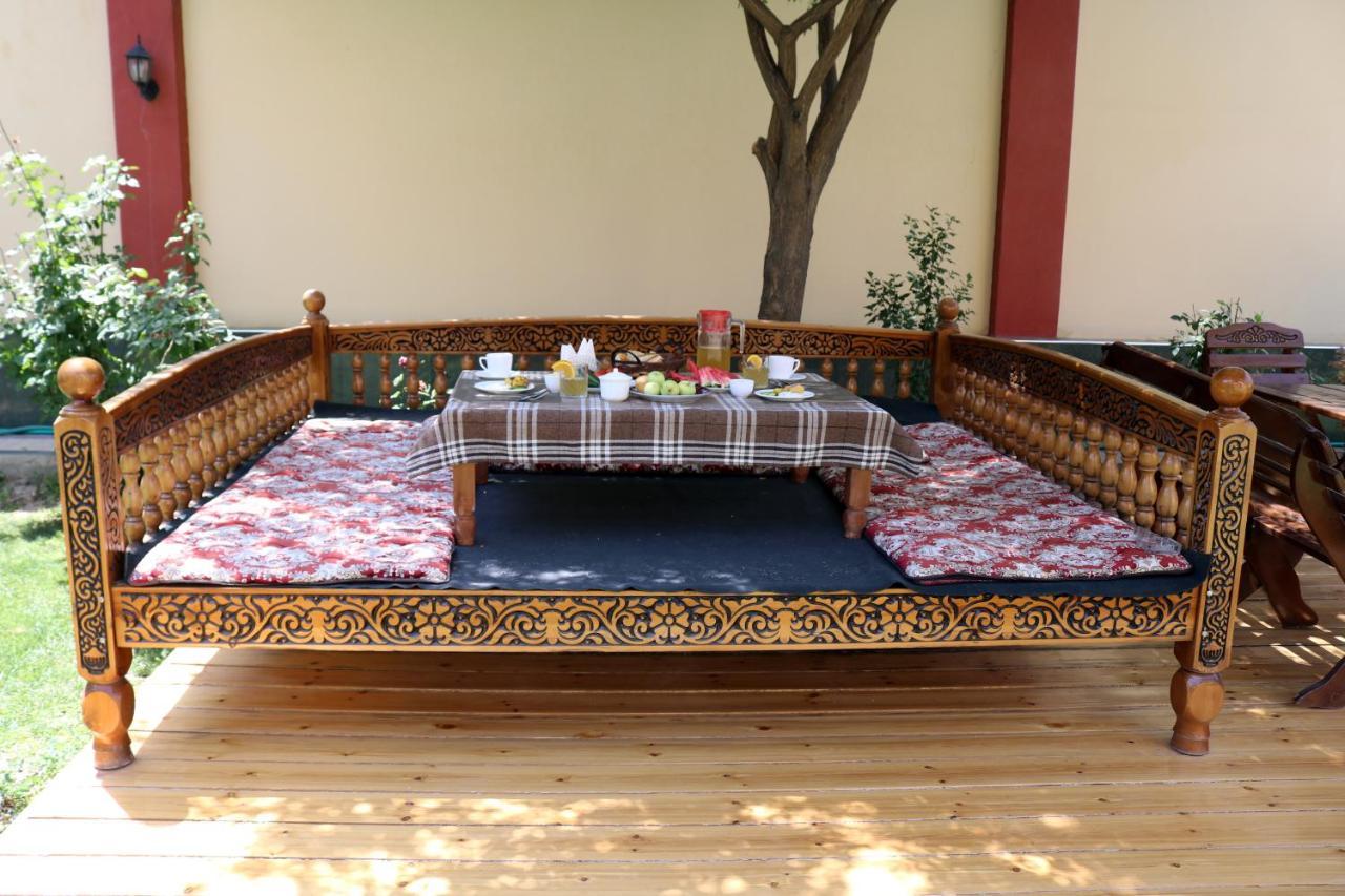 Chinor Garden Hotel - Free Airport Pick-Up And Drop-Off Taskent Exterior foto