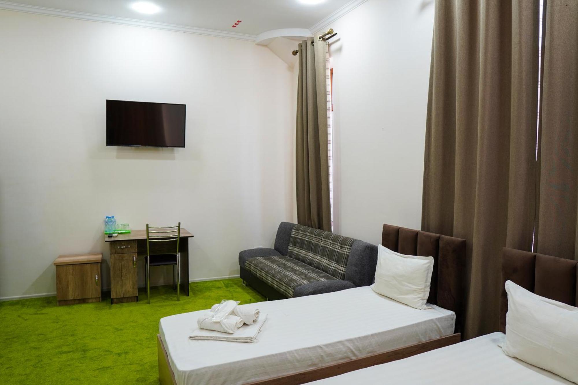 Chinor Garden Hotel - Free Airport Pick-Up And Drop-Off Taskent Exterior foto