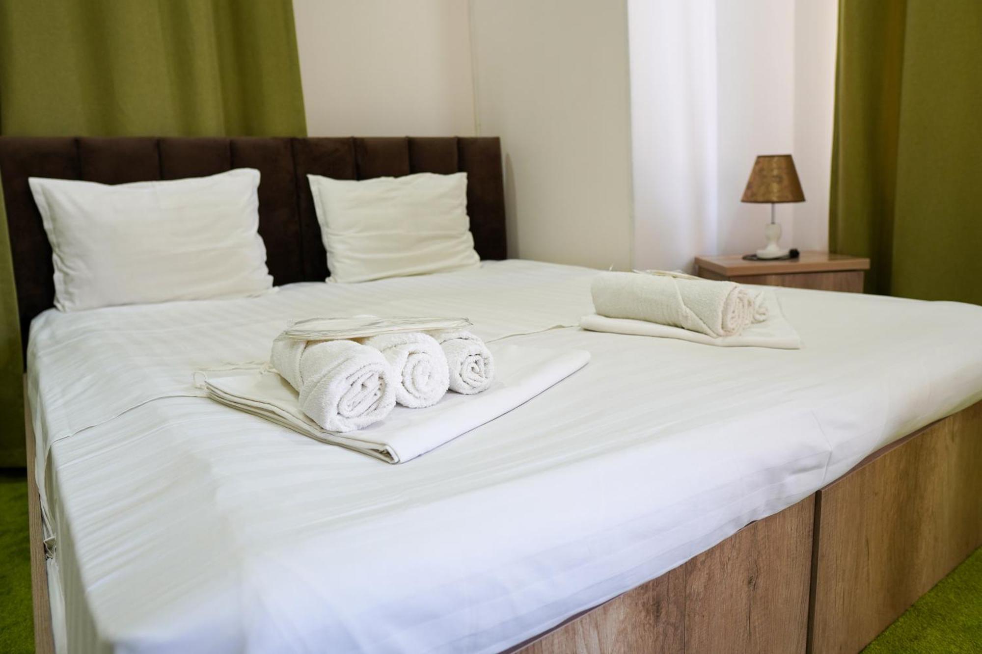 Chinor Garden Hotel - Free Airport Pick-Up And Drop-Off Taskent Exterior foto