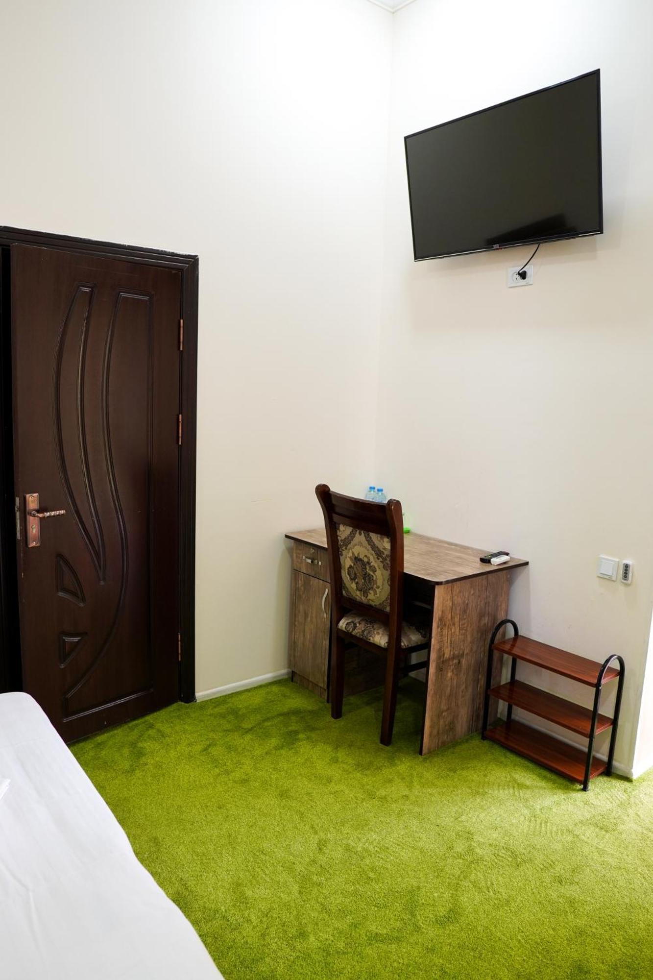 Chinor Garden Hotel - Free Airport Pick-Up And Drop-Off Taskent Exterior foto
