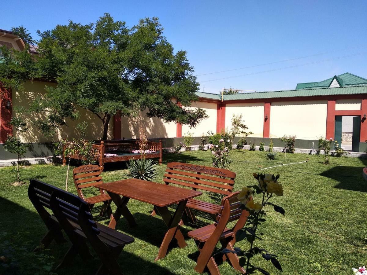 Chinor Garden Hotel - Free Airport Pick-Up And Drop-Off Taskent Exterior foto