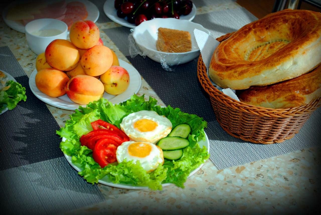 Chinor Garden Hotel - Free Airport Pick-Up And Drop-Off Taskent Exterior foto